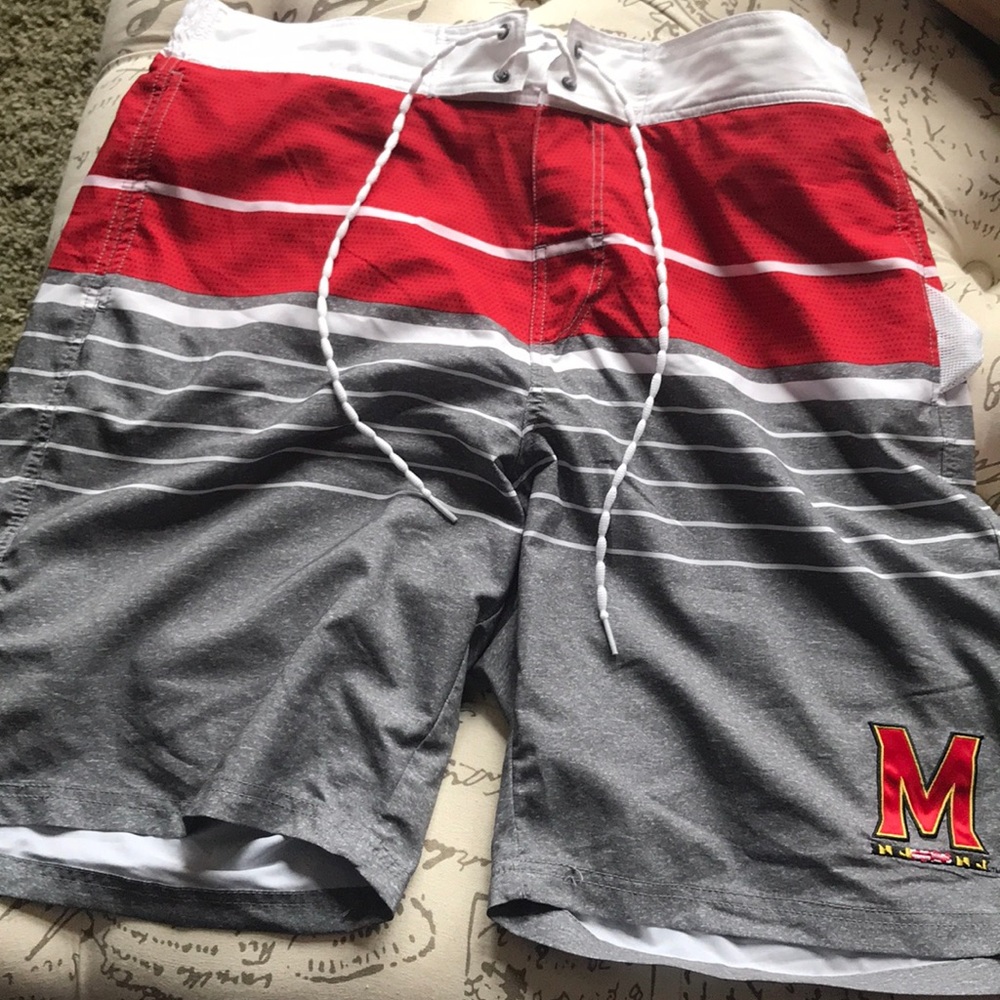 Men’s board shorts